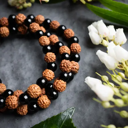 Natural 5 Mukhi Rudraksha Bracelet with Black Onyx 8mm – Unisex Nepal Rudraksha | Love, Wealth & Health Attractor | 100% Authentic + Lab Certified 🔱